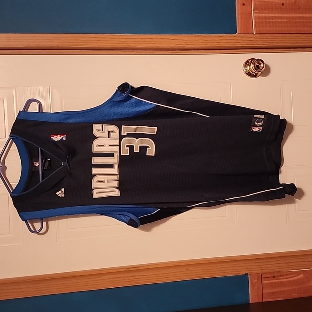 Dallas Mavericks jersey